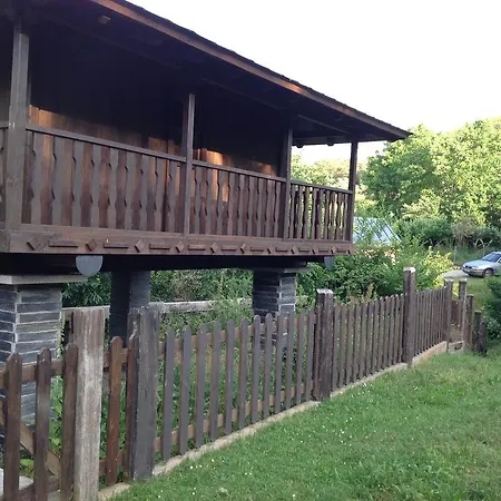 洛特罗沃乡村民宿 Villar de Otero